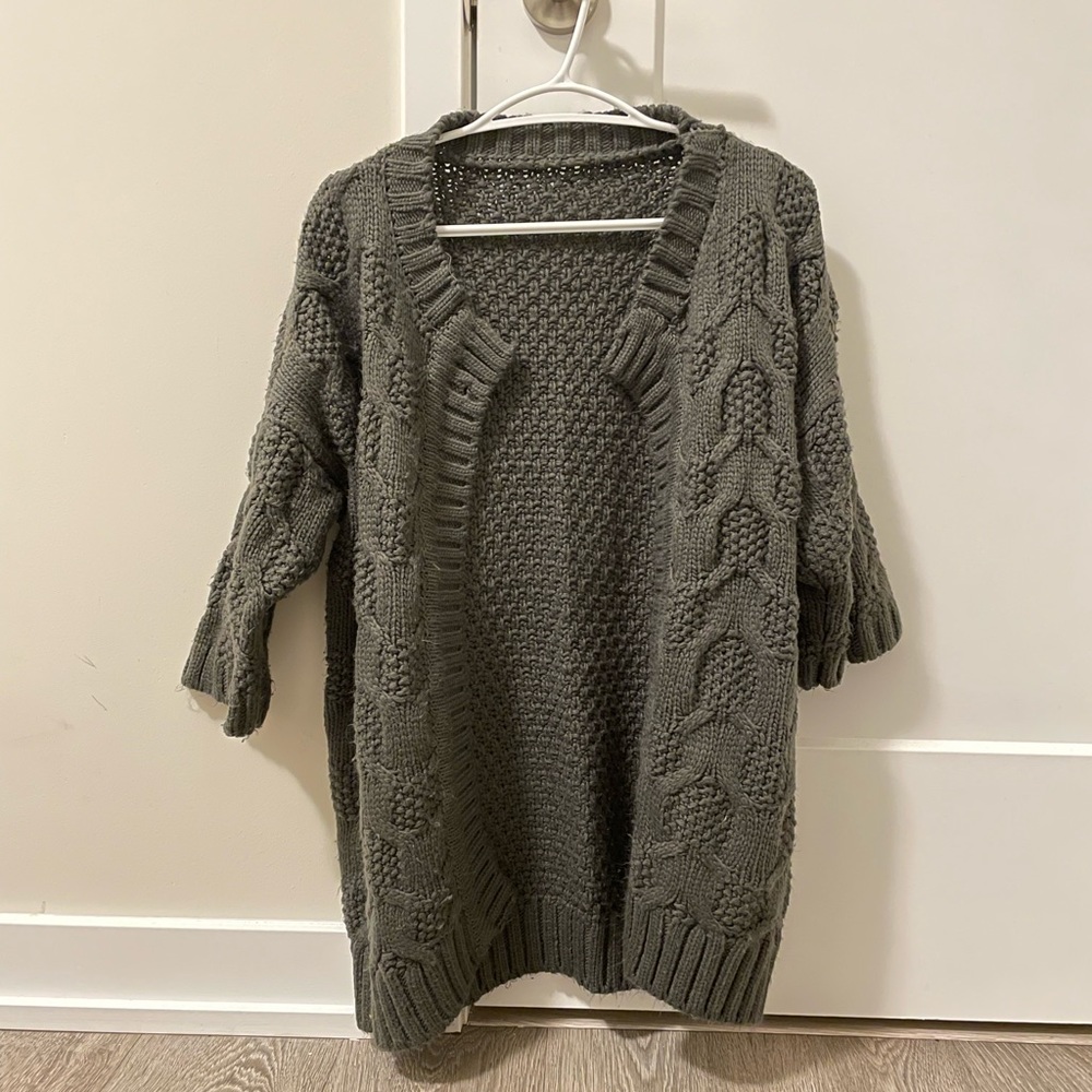 (2/$40) Vintage chunky knit cardigan
